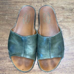 Kork-Ease Olive Leather Slide Sandals